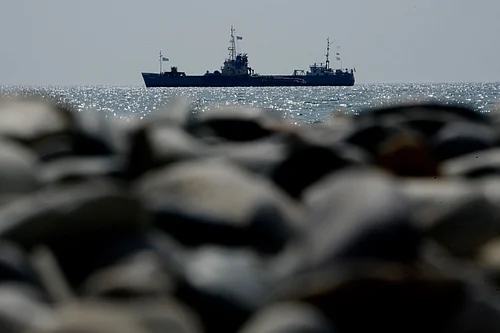 AP : The arrival of the aid coincides with the partial reopening of key border crossings into Gaza, which had been closed or heavily restricted due to security concerns.