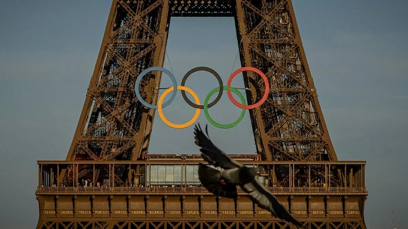 2024 Paris Olympic Rings On Eiffel Tower photo_7