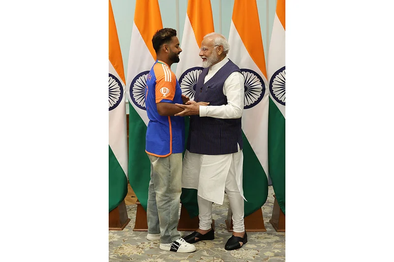 Indian Cricket team meets PM
