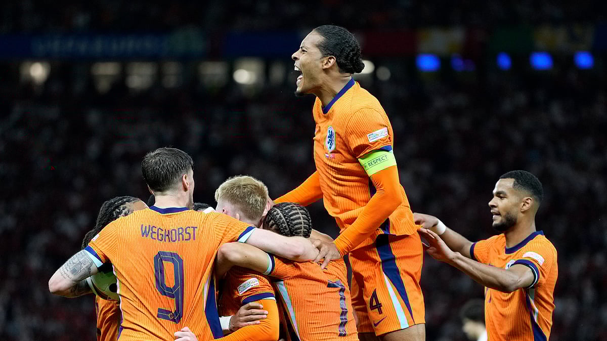 AP Photo/Antonio Calanni : Netherlands take on Finland in the European FIFA WC Qualifier.