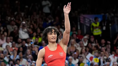 AP : Vinesh Phogat had scripted history by becoming the first Indian woman wrestler to reach the gold medal bout at the Paris Olympics.