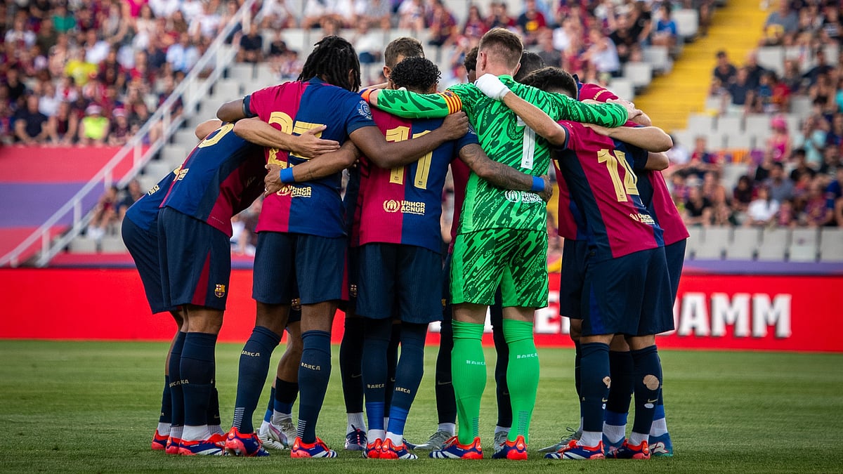 X | Barcelona FC : Barcelona FC. 