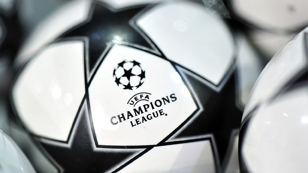 File : Champions League draw ball