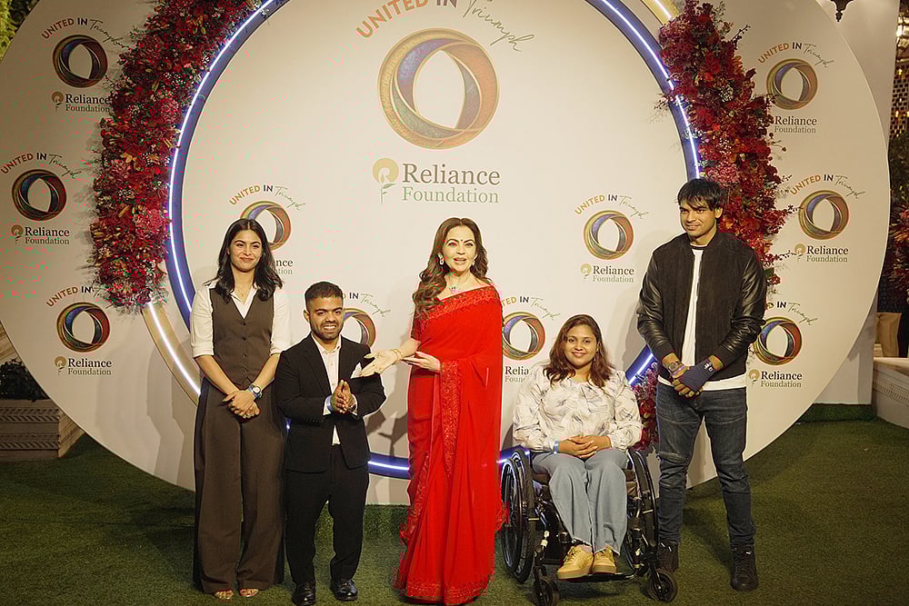 | Photo: Dinesh Parab/Outlook : Nita Ambani with athletes during the United In Triumph event
