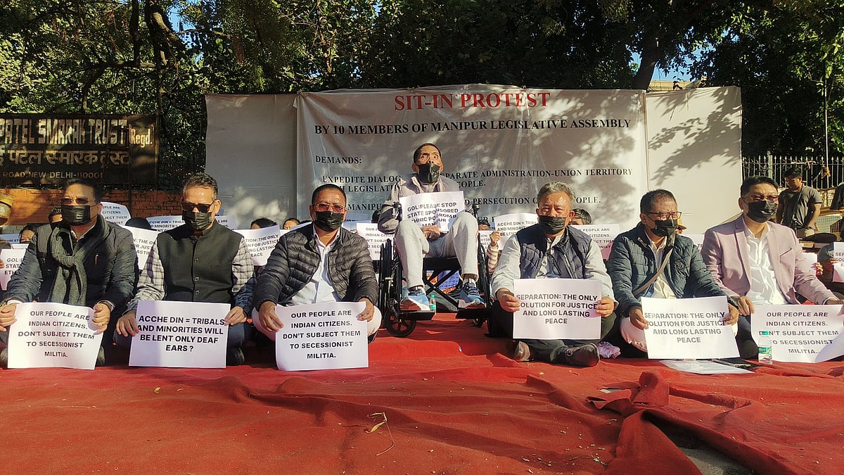 Rakhi Bose/Outlook : Manipurs Kuki-Zo MLAs Lead Symbolic Silent Protest In Delhi |