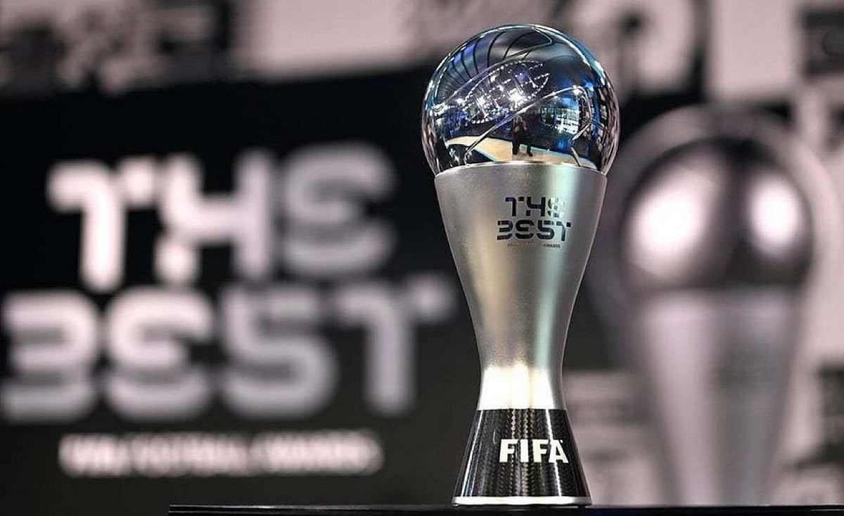 X/MadridXtra : The FIFA Best Award Trophy winners will be revealed on Dec 17.