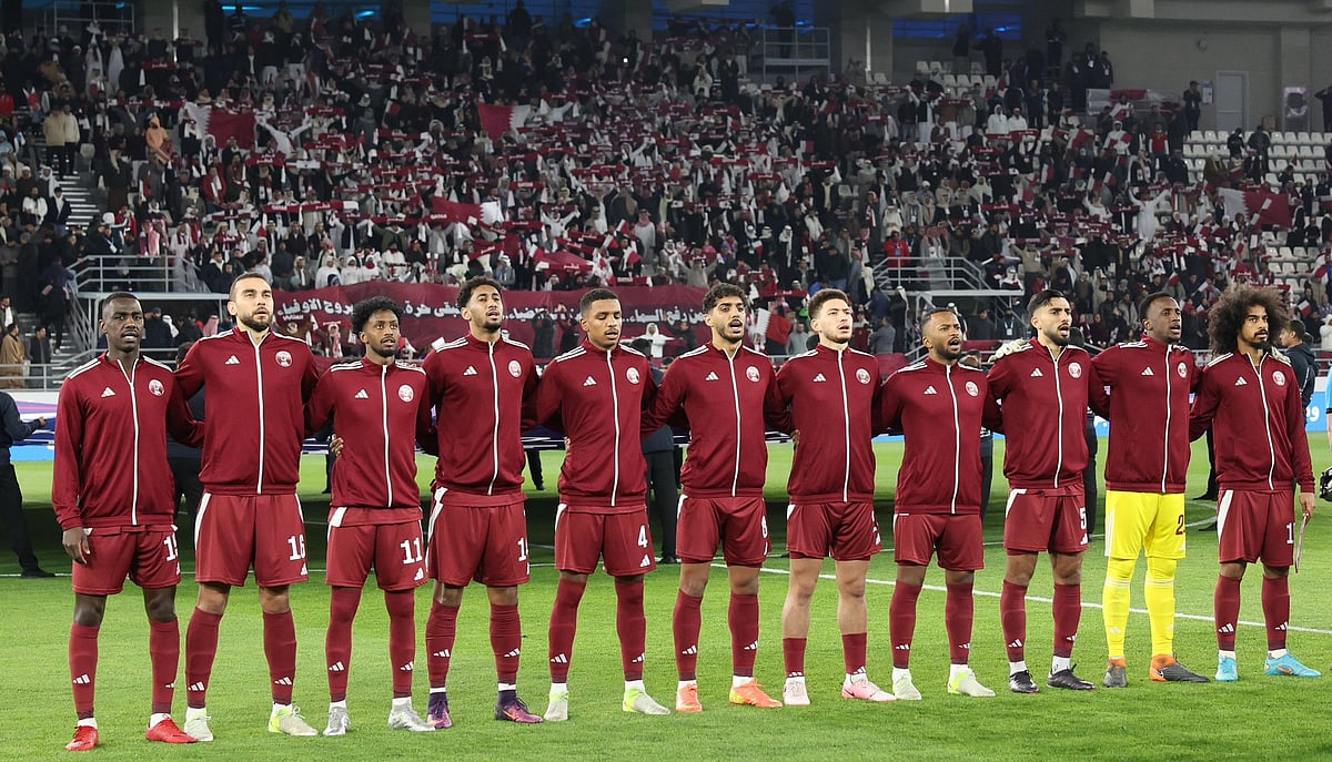 X/QFA : The Qatar Football team in action.