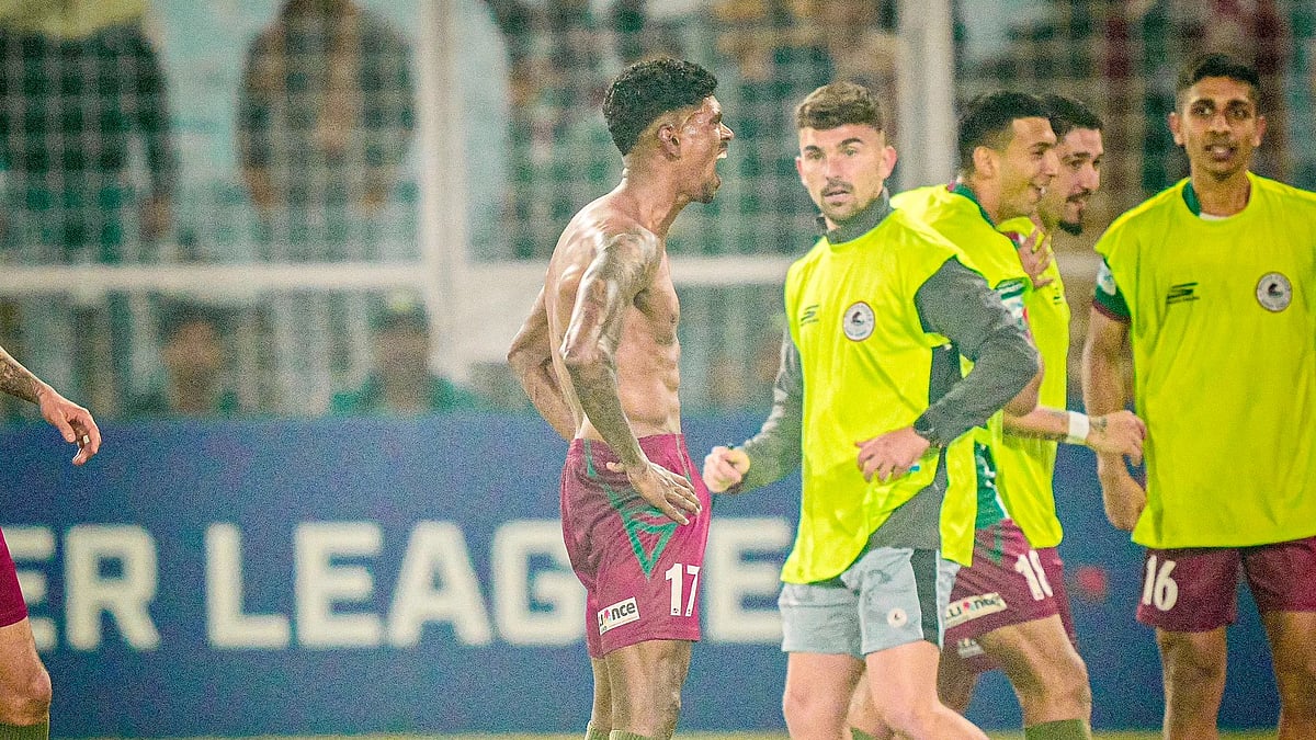 X | Mohun Bagan Super Giant : Liston Colaco celebrates his goal in Mohun Bagan 1-0 Bengaluru FC ISL match.  
