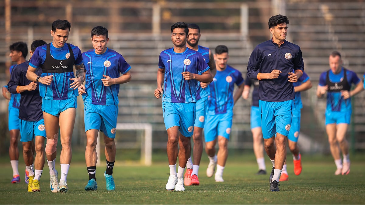 Photo: X | Punjab FC : Punjab FC players during a practice session ahead of their match against Mohun Bagan Super Giant in the ISL 2024-25.