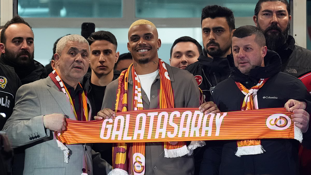 Mario Lemina has joined Galatasaray from Wolves