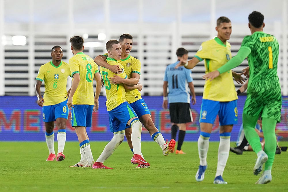 | Photo: AP/Ariana Cubillos : Uruguay Brazil Soccer South American U20