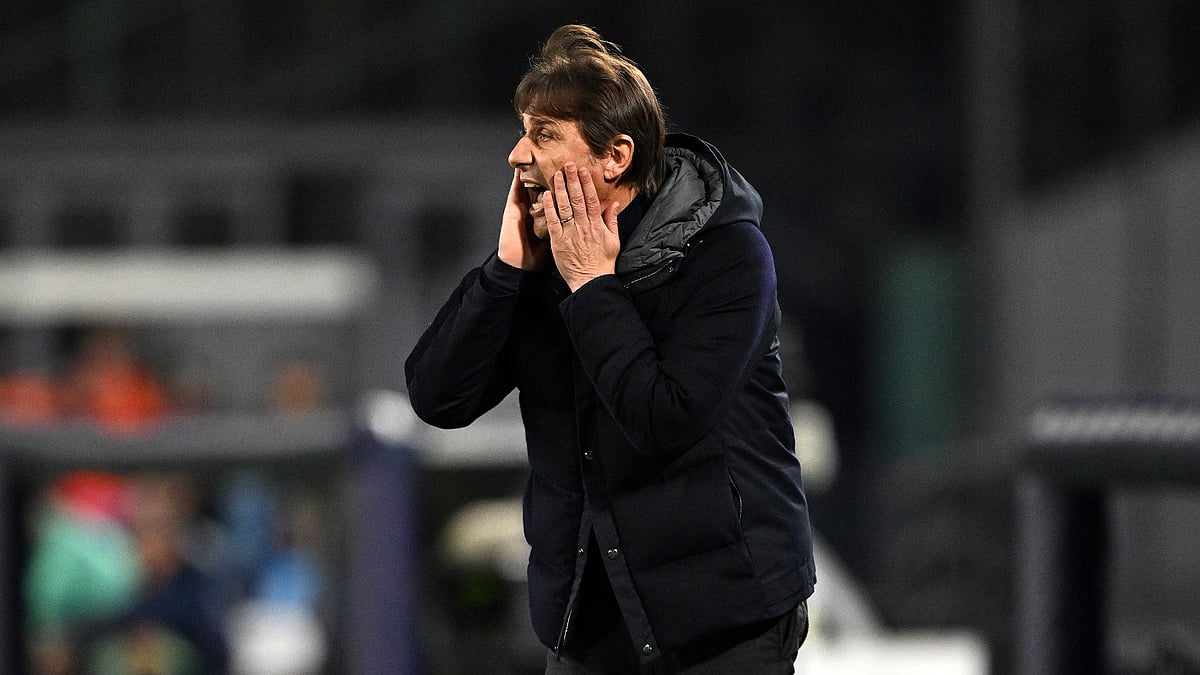 Napoli head coach Antonio Conte