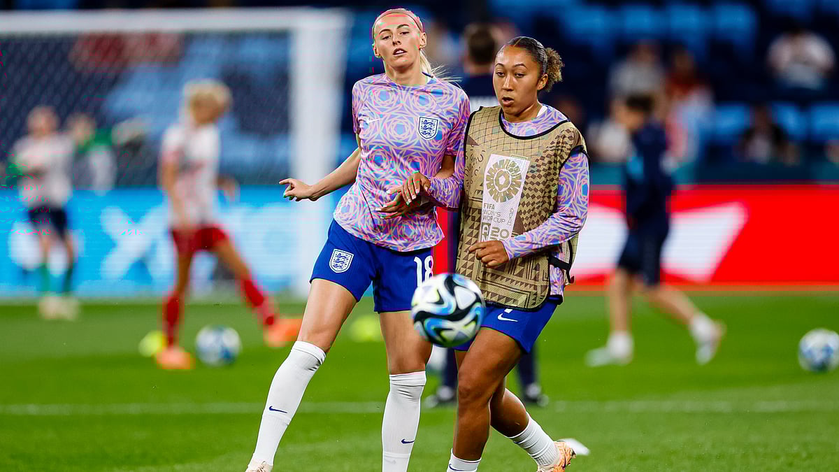 Lauren James and Chloe Kelly in training at the 2023 World Cup