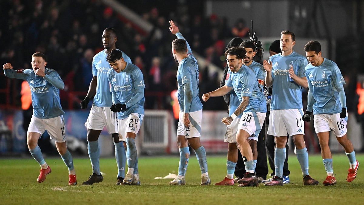 Nottingham Forest players celebrate after winning the penalty shoot-out