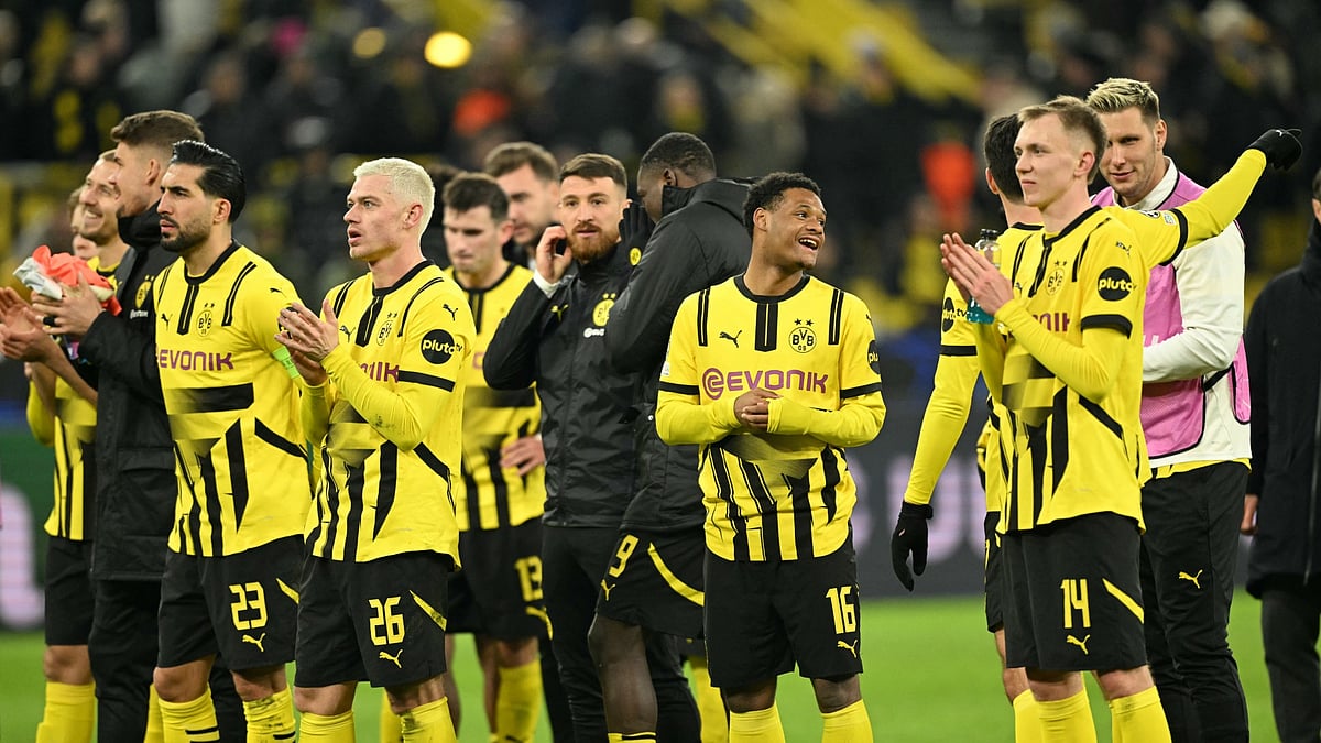 Borussia Dortmund are through to the last 16