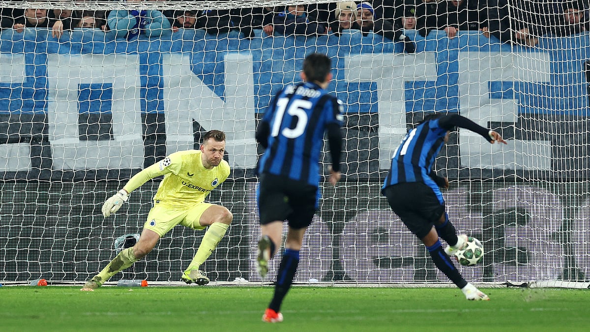 Ademola Lookman was denied by Simon Mignolet