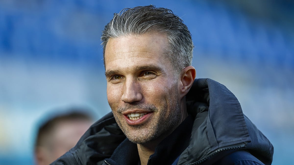 New Feyenoord head coach Robin van Persie