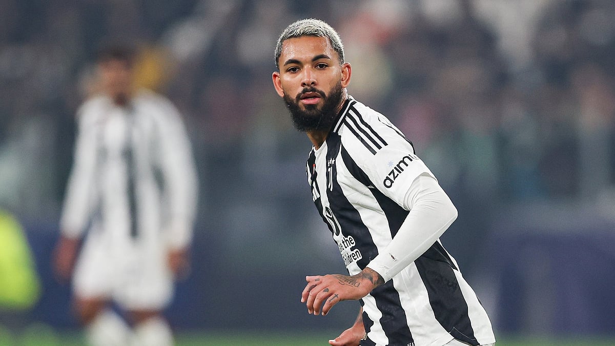 Juventus midfielder Douglas Luiz