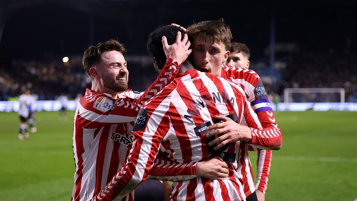 Sunderland celebrate their win over Sheffield Wednesday
