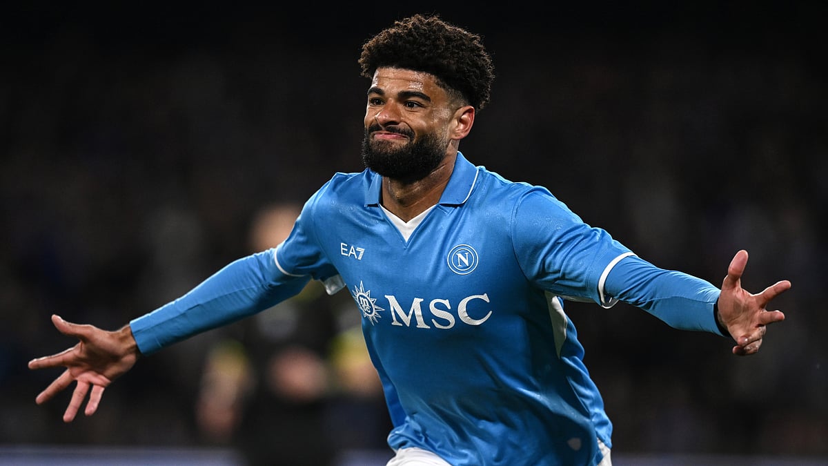 Philip Billing celebrates his late goal against Inter
