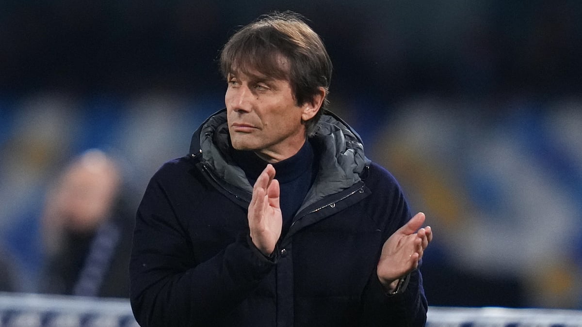 Antonio Conte during Napoli's clash with Inter