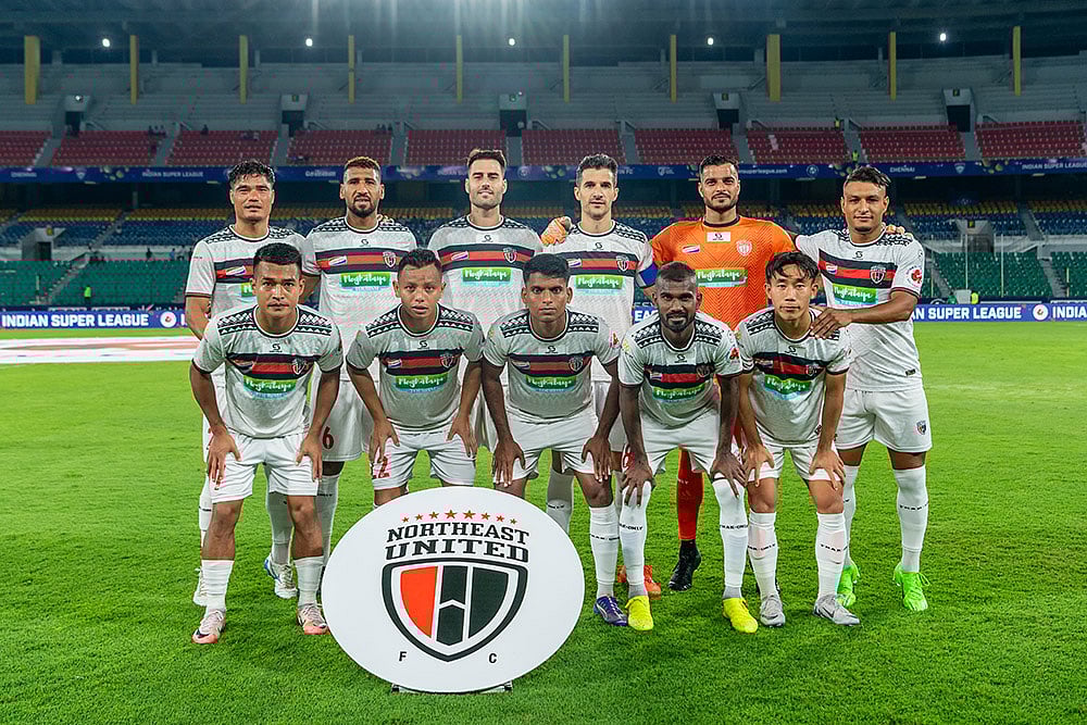 | Photo: FSDL/ISL : NorthEast United FC players lined up for a pre-match photo.