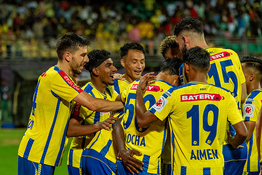 FDSL : Kerala Blasters take on Hyderabad FC in the ISL.