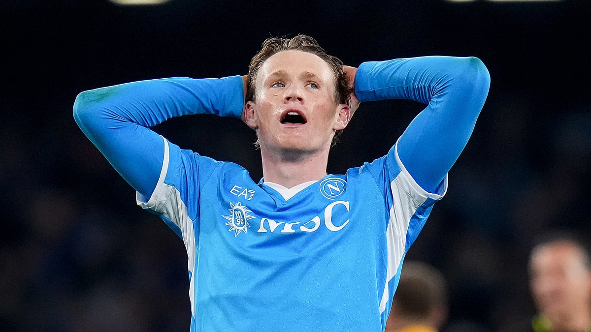 Scott McTominay in action for Napoli