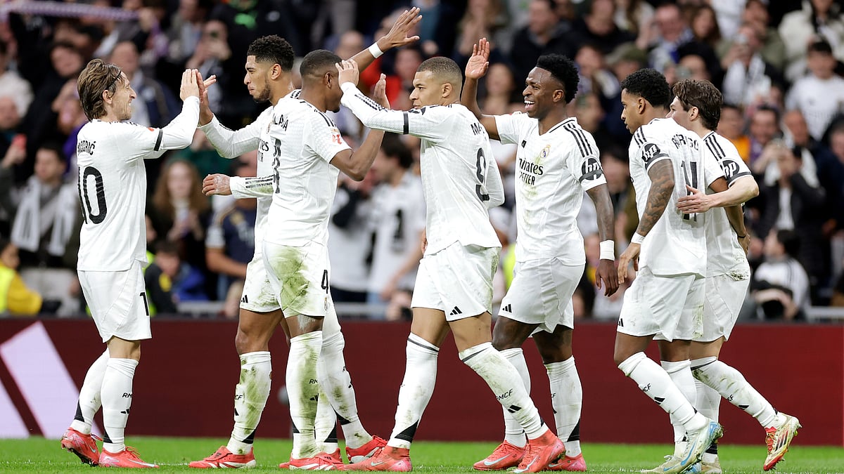 Real Madrid celebrate their win over Rayo Vallecano