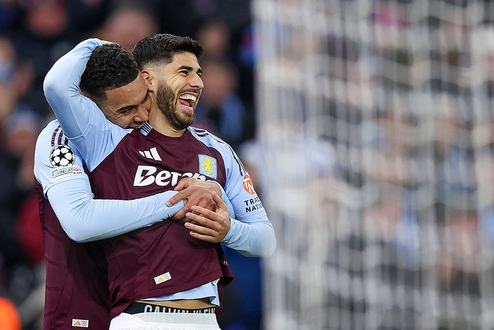 | Photo: AP/Darren Staples : UCL 2024-25, Aston Villa vs Club Brugge: Aston Villa's Marco Asensio, right, celebrates with Aston Villa's Morgan Rogers
