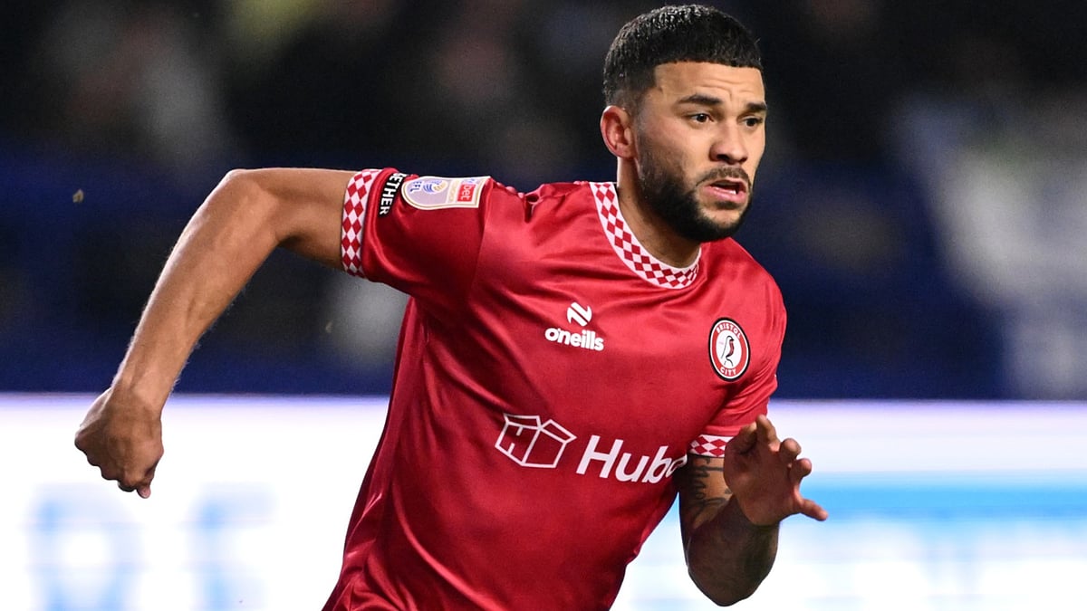 Nahki Wells of Bristol City in action