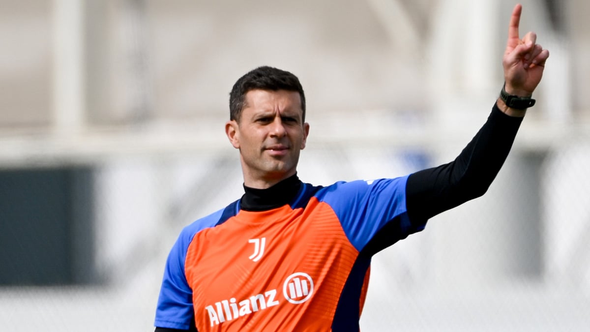 Juventus manager Thiago Motta during training