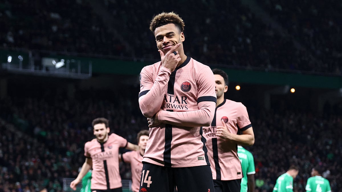 Desire Doue celebrates his goal in PSG's 6-1 win over Saint-Etienne