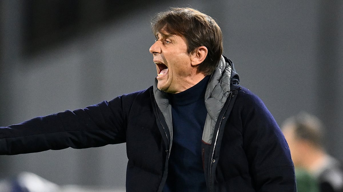 Antonio Conte during Napoli's 2-1 win over AC Milan.
