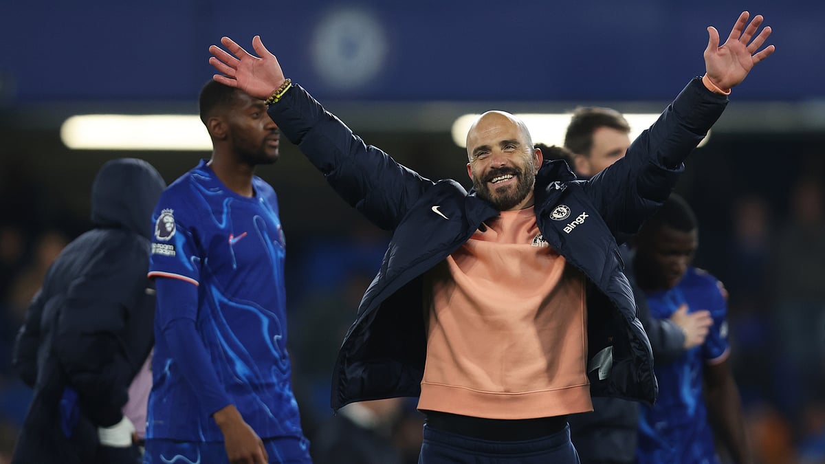 Enzo Maresca celebrates Chelsea's victory