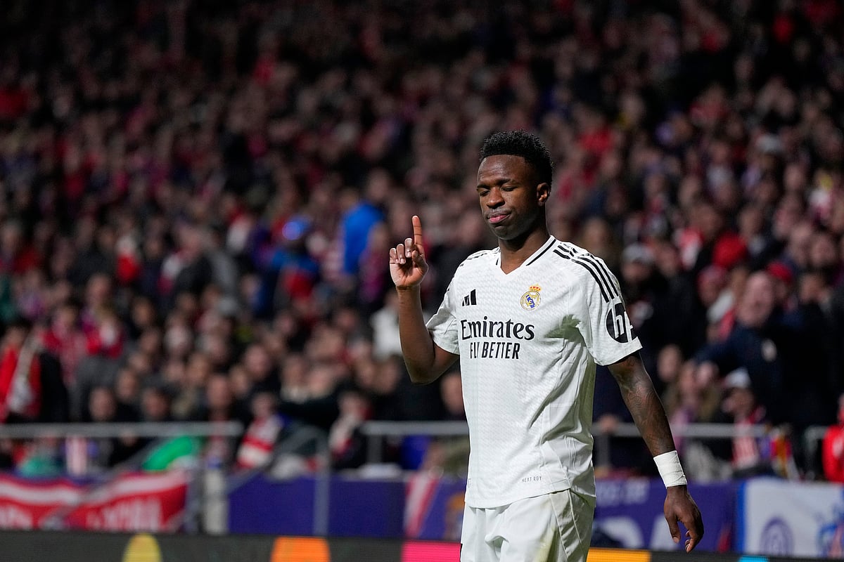  (AP Photo/Manu Fernandez)
 : Real Madrid's Vinicius Junior gestures during the Champions League round of 16, second leg, soccer match between Atletico Madrid and Real Madrid at the Metropolitano stadium in Madrid, Spain, Wednesday, March 12, 2025.
