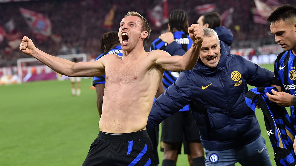 Davide Frattesi celebrates after scoring Inter's winning goal