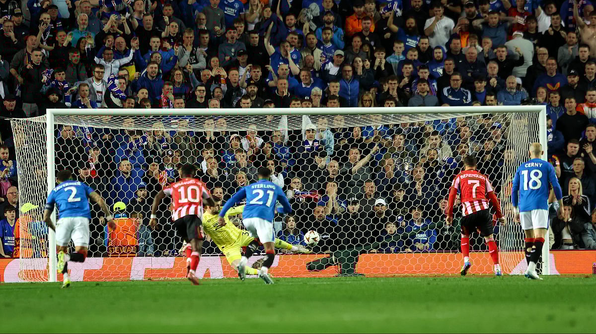 Photo: X | Rangers FC : Rangers FC players during a football match.