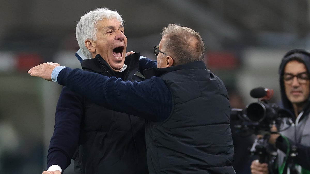 Atalanta coach Gian Piero Gasperini celebrates