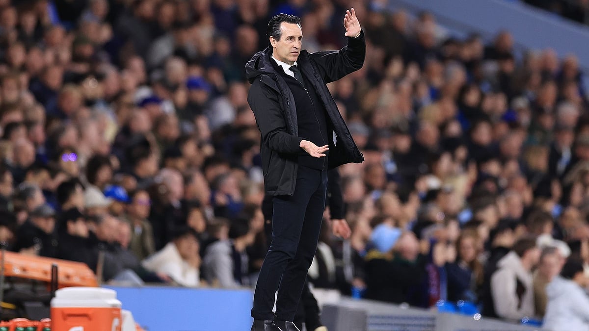 File : Unai Emery on the touchline against Manchester City.