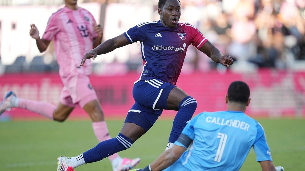 AP/Jim Rassol : FC Dallas midfielder Anderson Julio (11) jumps over Inter Miami goalkeeper Drake Callender (1) as he follows his goal during the second half of an MLS soccer match, Sunday, April 27, 2025, in Fort Lauderdale, Fla. 