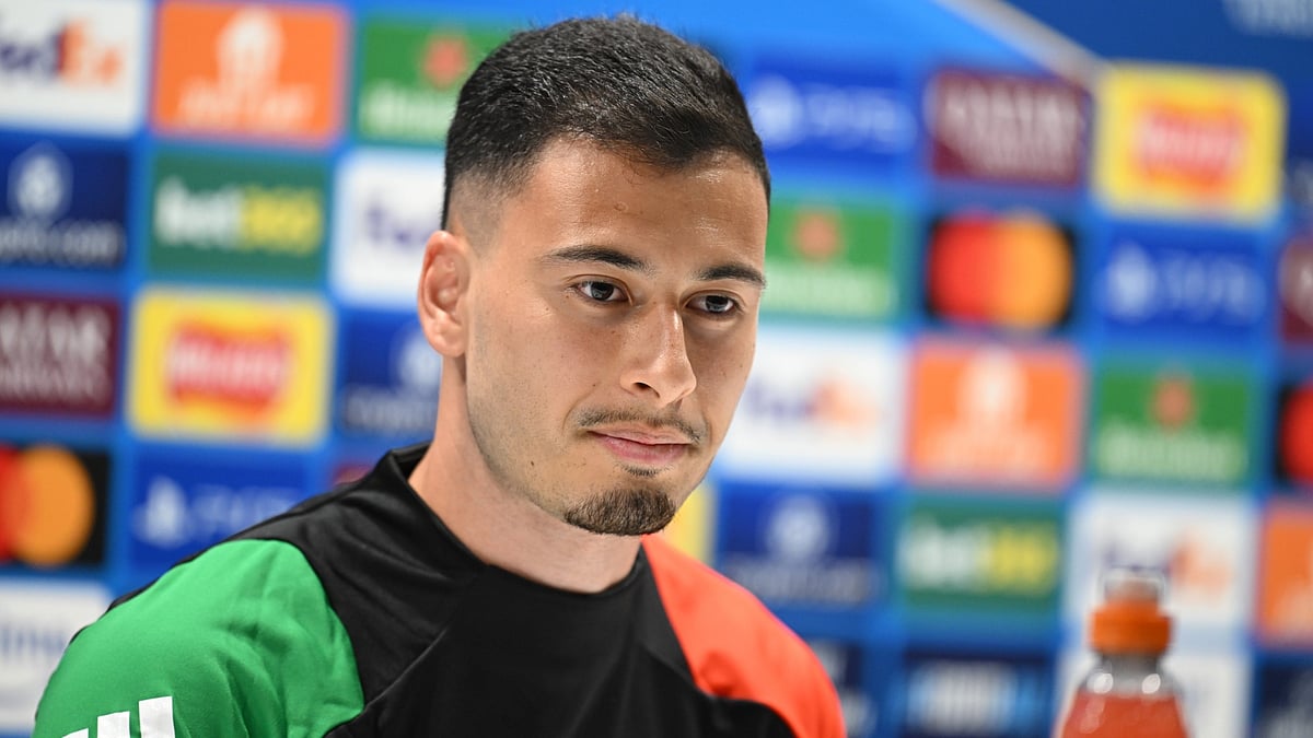 Gabriel Martinelli scored a stoppage-time winner in Arsenal's 2-1 win (5-1 aggregate) away at Real Madrid in the quarter-final.