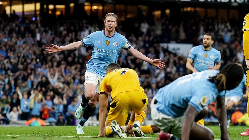 Photo: AP : Manchester City's Kevin de Bruyne celebrates scoring during the English Premier League match against Wolverhampton Wanderers at Etihad Stadium.