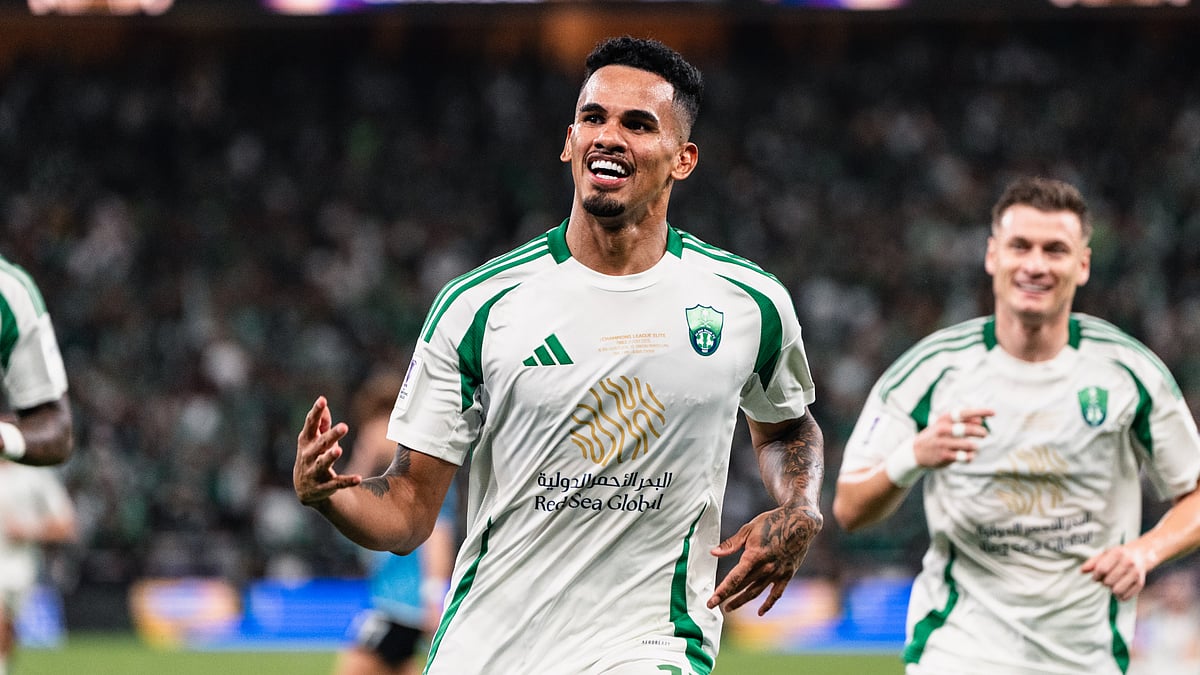 Galeno celebrates his stunning first-half goal