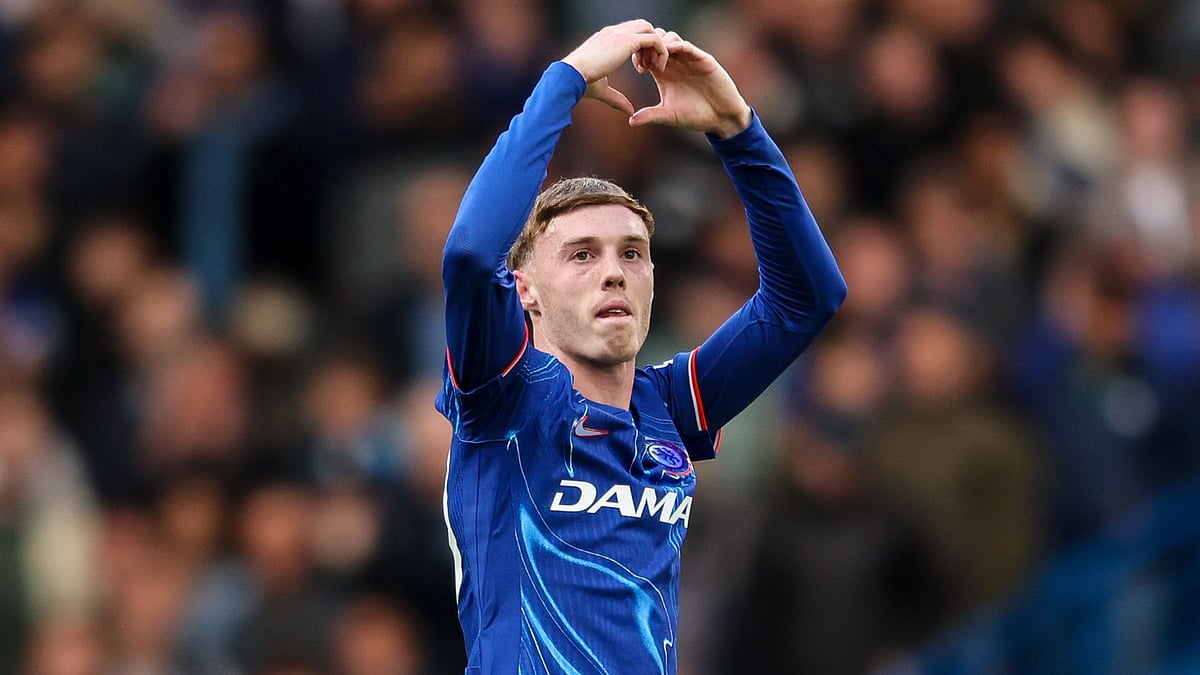 Palmer celebrates after scoring his penalty