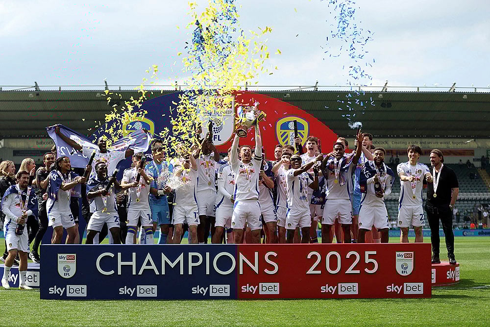 | Photo: Steven Paston/PA via AP : EFL Championship 2024-25: Leeds United vs Plymouth Argyle
