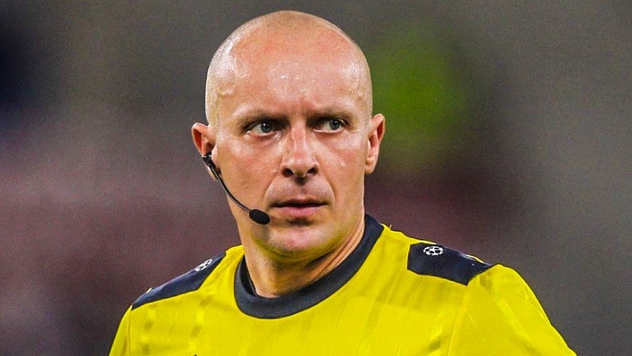 Photo: X | EuroFoot : Polish referee Szymon Marciniak.