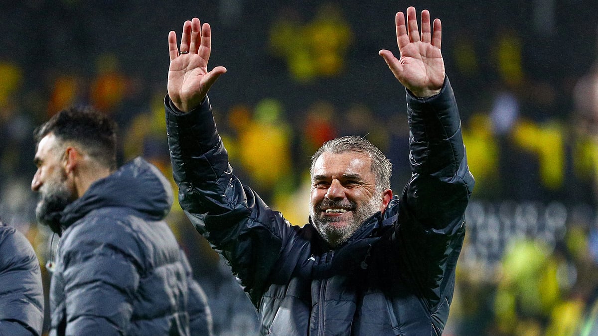 File : Ange Postecoglou celebrates after winning against Bodo/Glimt.