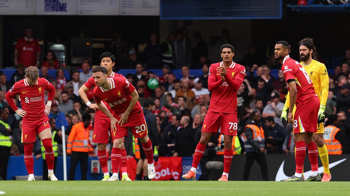 File : Liverpool will take the field against Arsenal as English Premier League champions.
