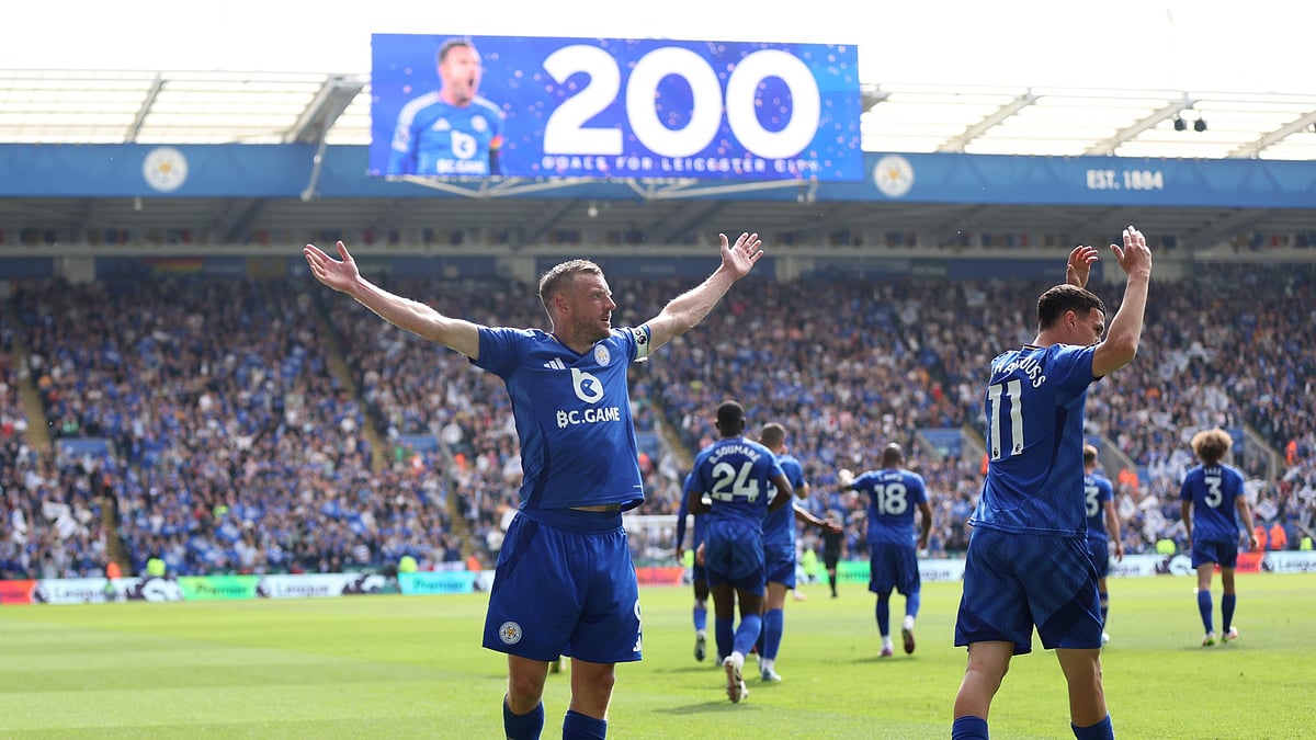 Leicester City's Jamie Vardy celebrates his 200th goal for the club
